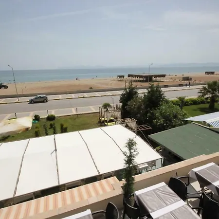 Fila Ayvalik Ξενοδοχείο *