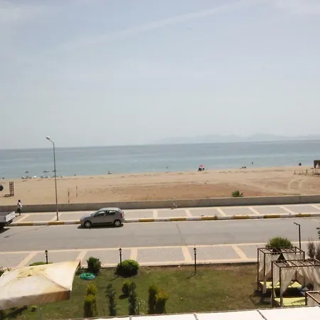 Fila Ayvalik * Μπαλικεσίρ